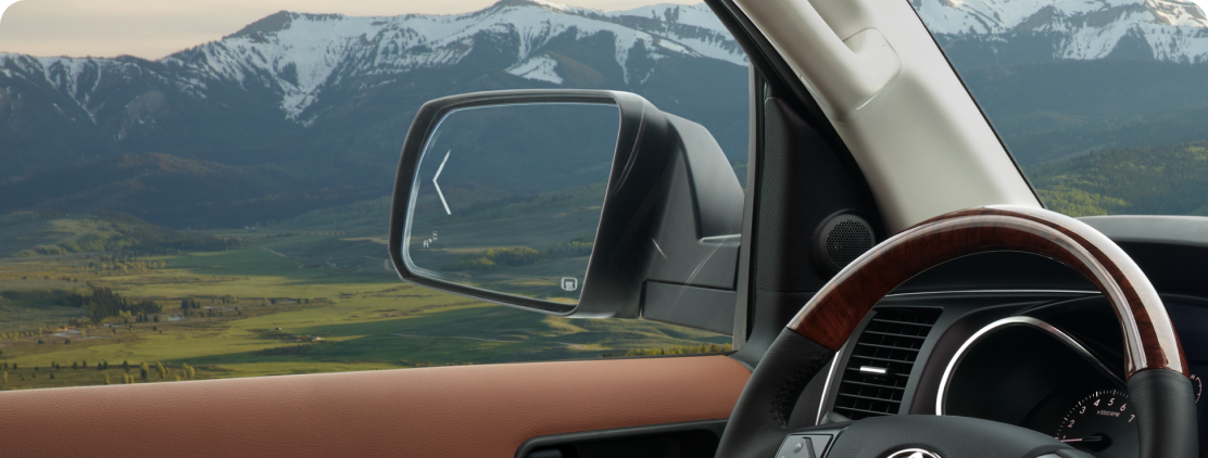 Vista desde el interior de Toyota Sequoia HEV