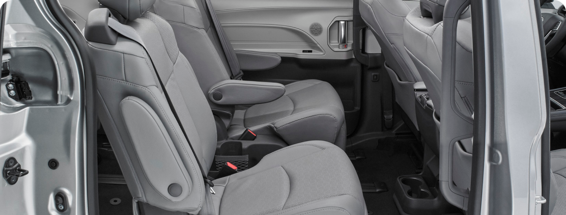Asientos Toyota Sienna HEV con sistema ISO-FIX/LATCH